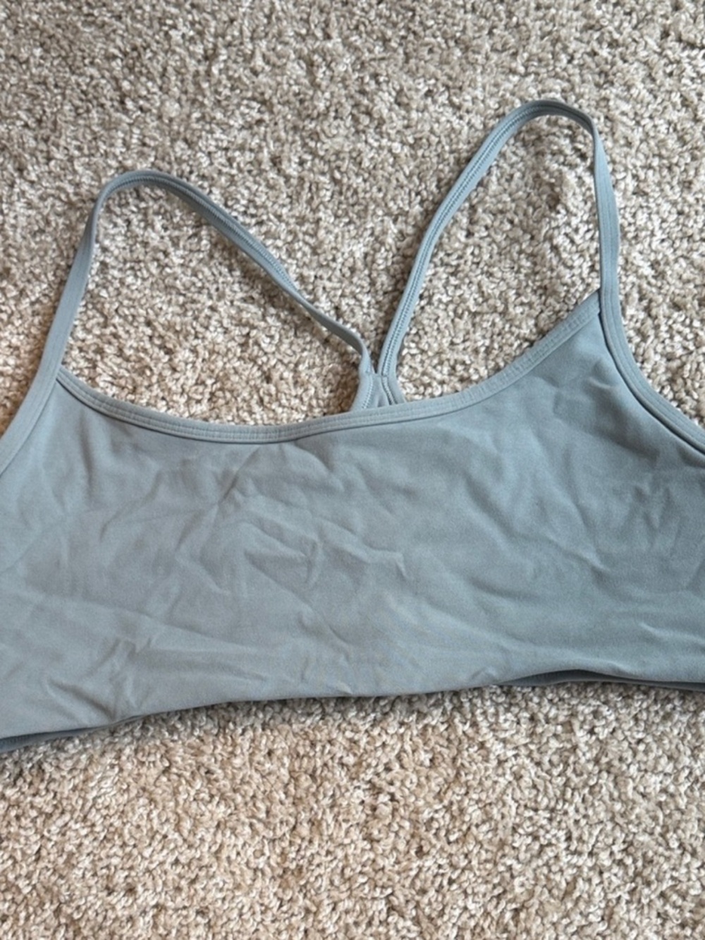 Vuori Short and Sports Bra set light blue grey